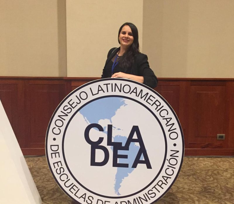 La profesora Laura Salas, durante la 52° Asamblea CLADEA